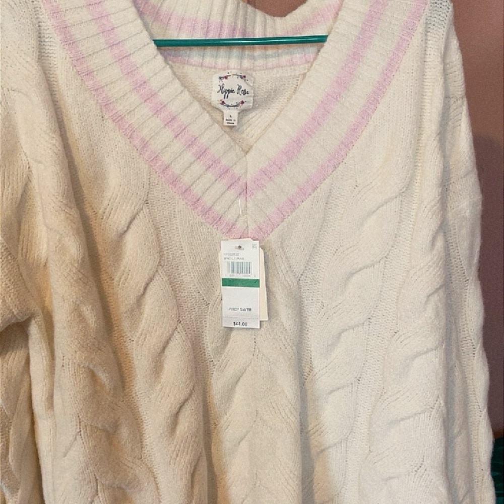 💕 SUPER SOFT 💕 NWT Hippie Rose Cable Knit Sweater Size L Cream Pink Preppy